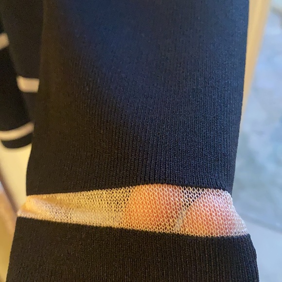 ❤️‍🔥”ONE WOW OF A DRESS”❤️‍🔥 - Picture 4 of 7